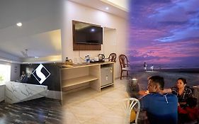 Sandbanks Beach Resort